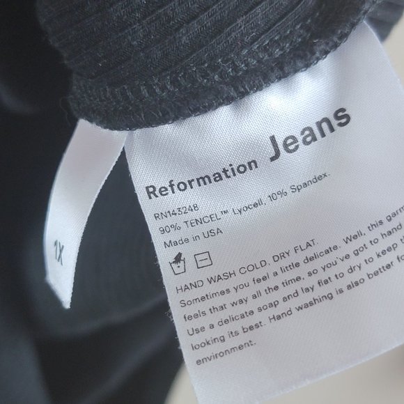 Reformation Rawson Body Suit in black - Picture 8 of 10